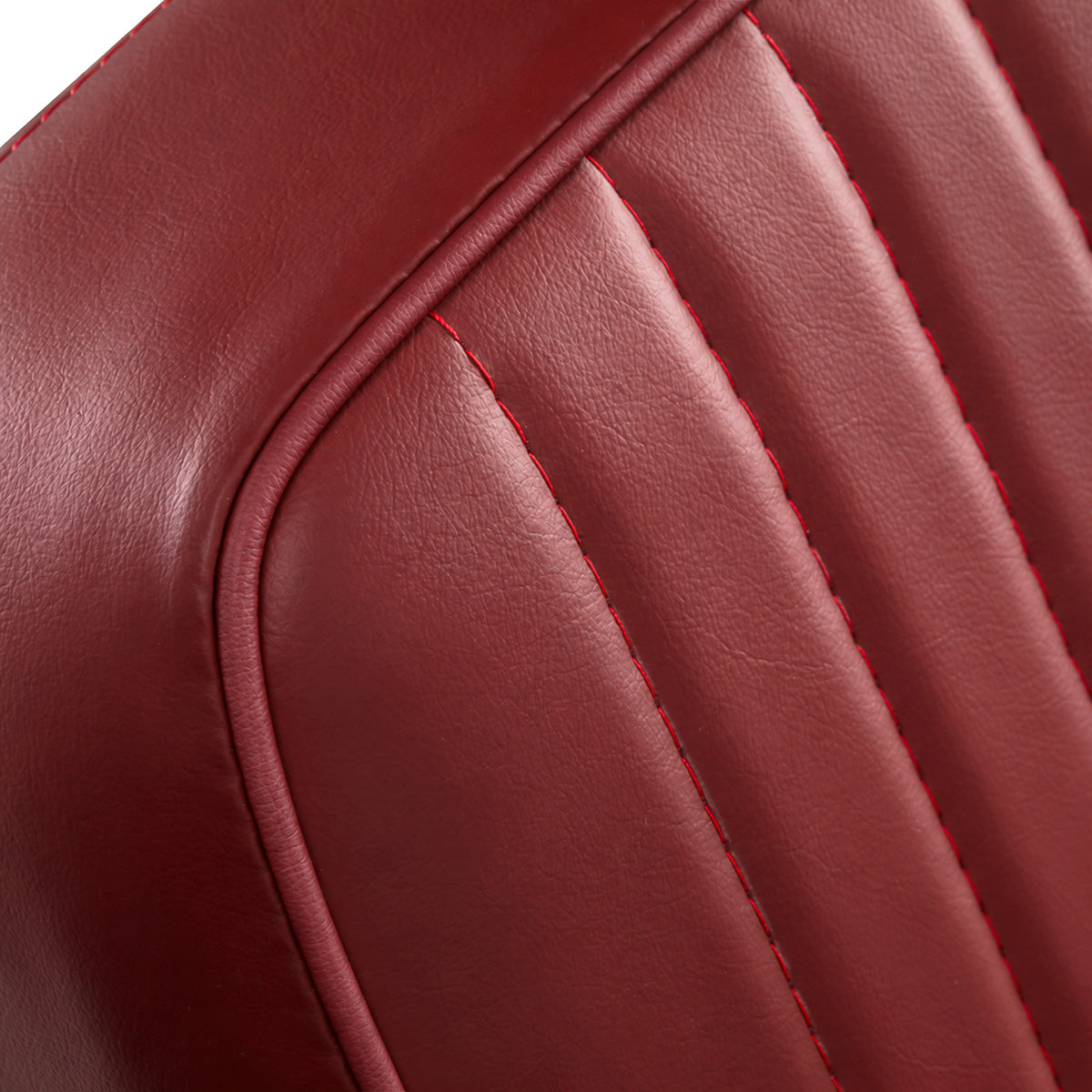 Gabbiano Visionerio+ Hydraulic Barber Chair – Red, Chrome Frame; backrest seam close-up