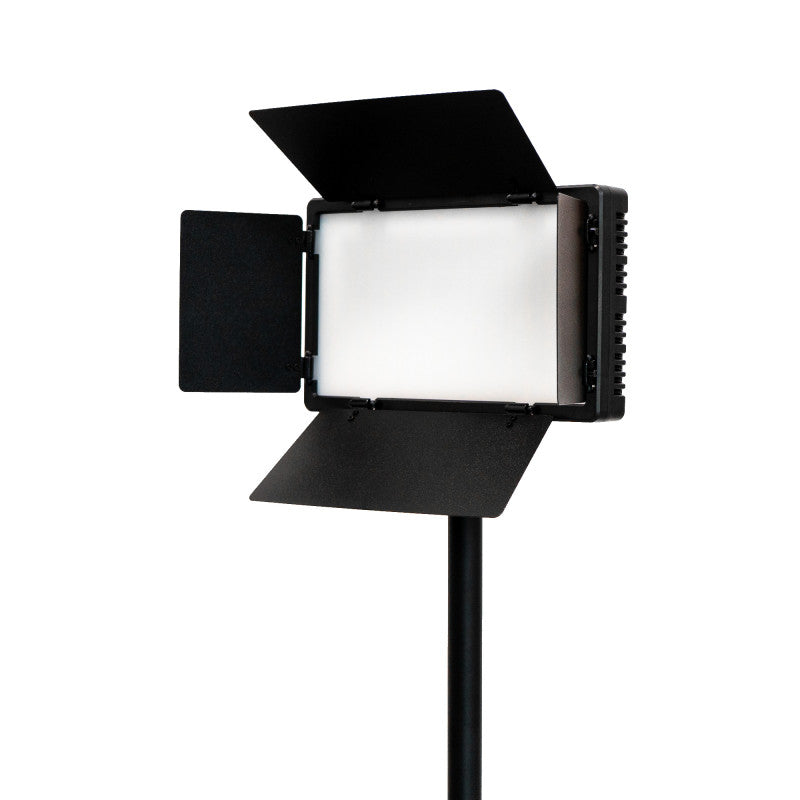 LED600 Panel Lamp with Tripod