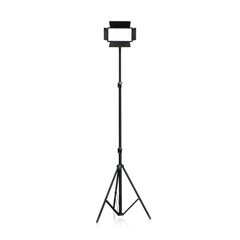 LED600 Panel Lamp with Tripod