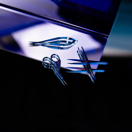 Mrs Highbrow Blue Brid Brow Scissors - BVShop